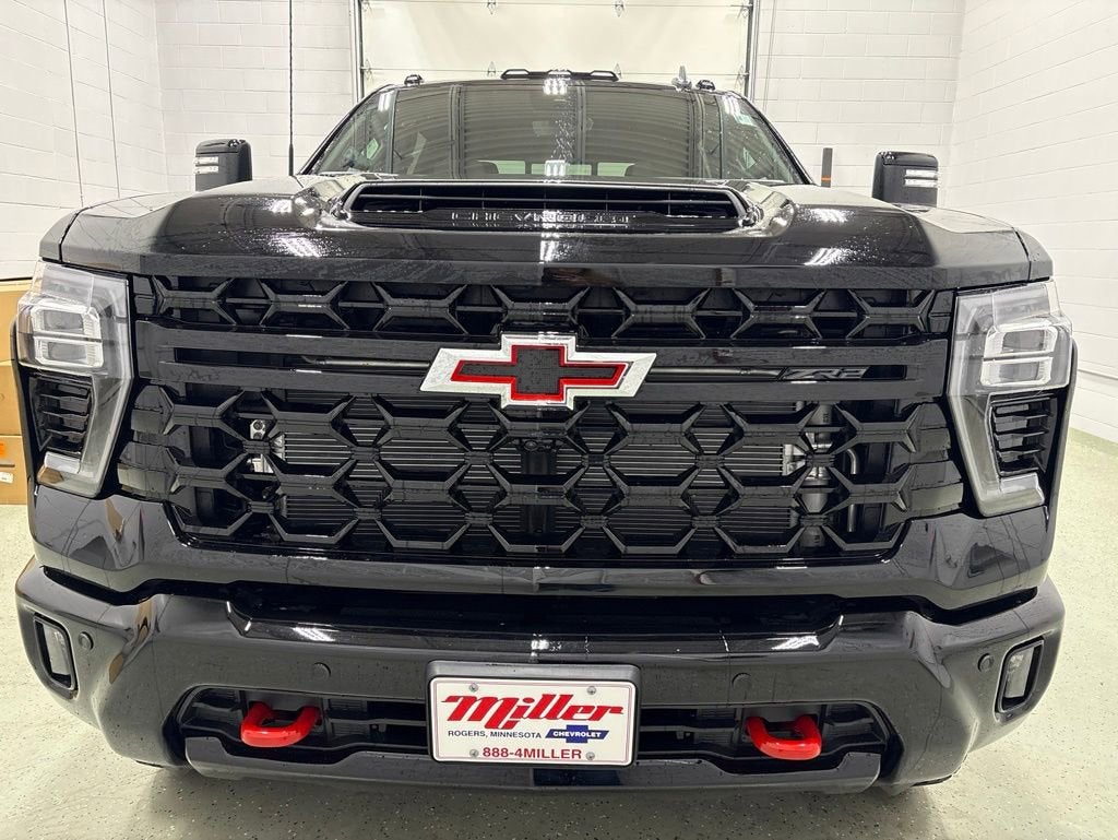 2026 Chevrolet Silverado 2500 HD ZR2 Crew Cab Standard Box 4WD