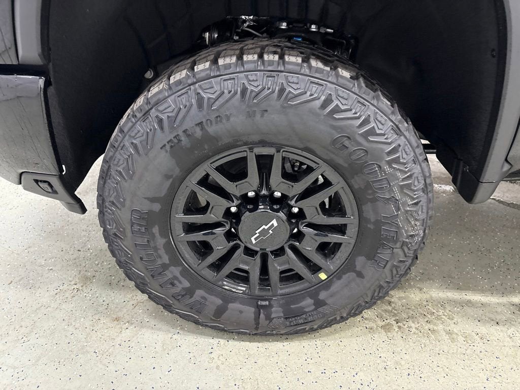2026 Chevrolet Silverado 2500 HD ZR2 Crew Cab Standard Box 4WD