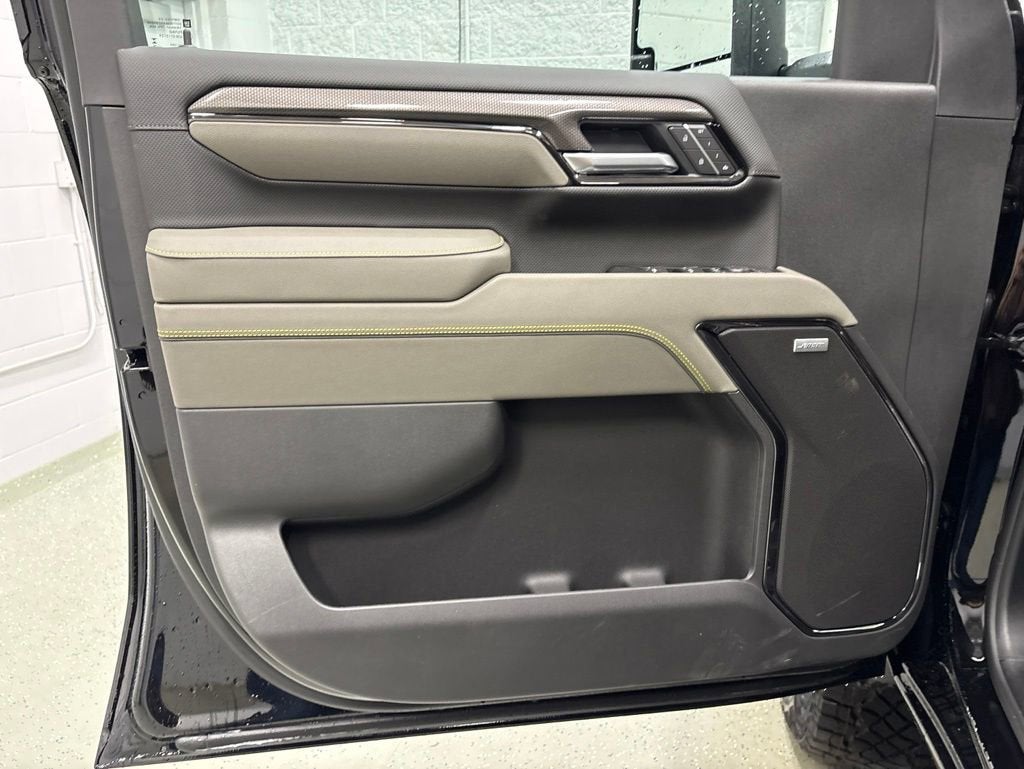2026 Chevrolet Silverado 2500 HD ZR2 Crew Cab Standard Box 4WD