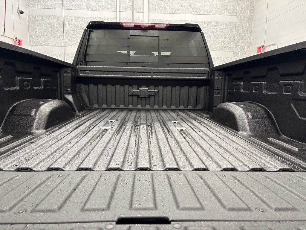 2026 Chevrolet Silverado 2500 HD ZR2 Crew Cab Standard Box 4WD