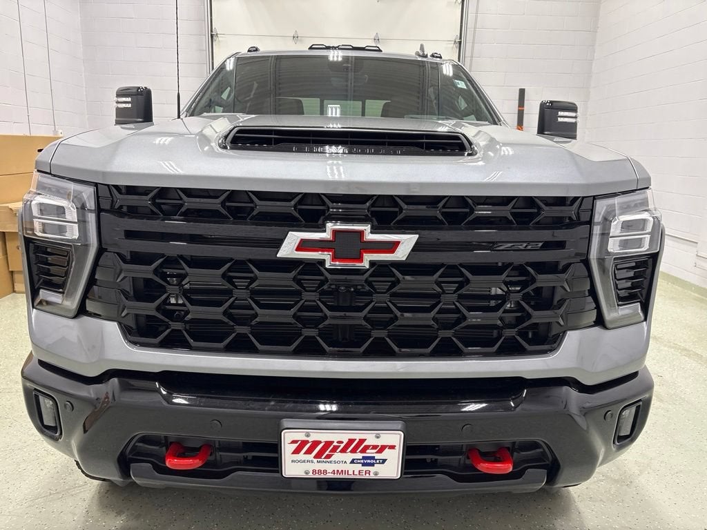 2026 Chevrolet Silverado 2500 HD ZR2 Crew Cab Standard Box 4WD