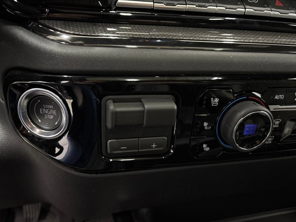 2026 Chevrolet Silverado 2500 HD ZR2 Crew Cab Standard Box 4WD