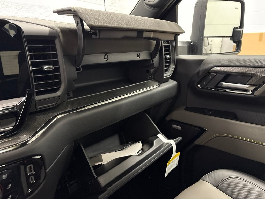 2026 Chevrolet Silverado 2500 HD ZR2 Crew Cab Standard Box 4WD