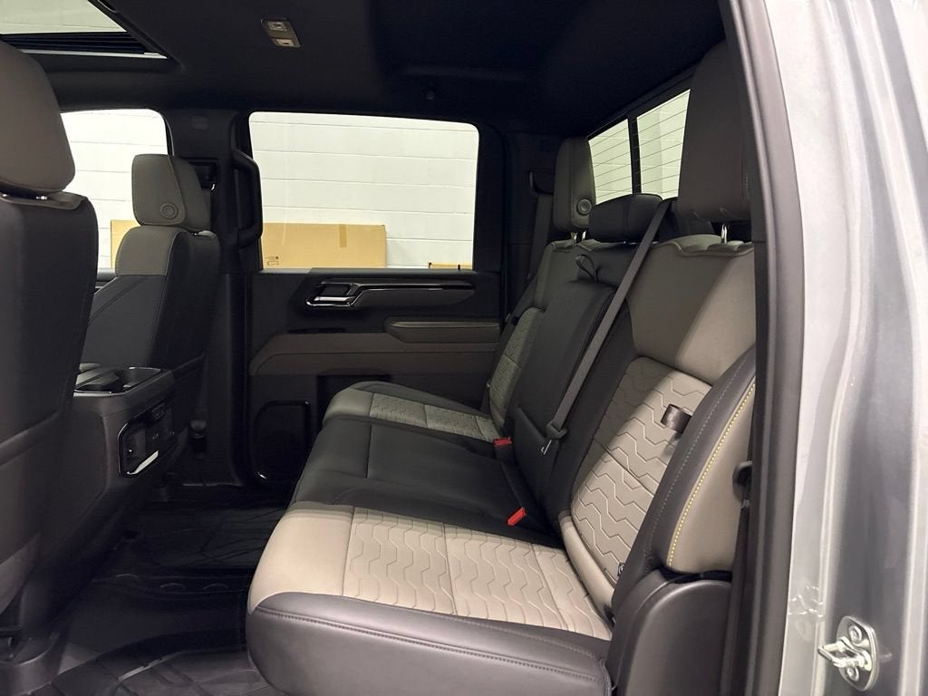 2026 Chevrolet Silverado 2500 HD ZR2 Crew Cab Standard Box 4WD