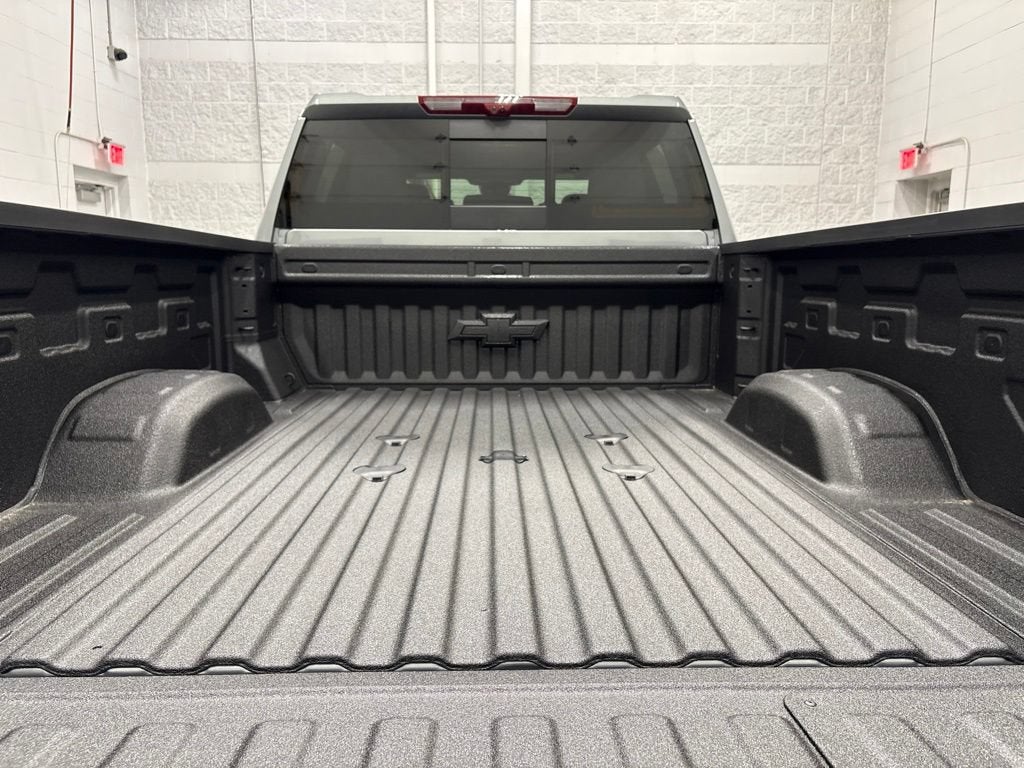 2026 Chevrolet Silverado 2500 HD ZR2 Crew Cab Standard Box 4WD