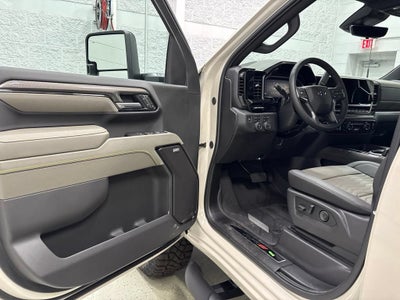 2026 Chevrolet Silverado 2500 HD ZR2 Crew Cab Standard Box 4WD