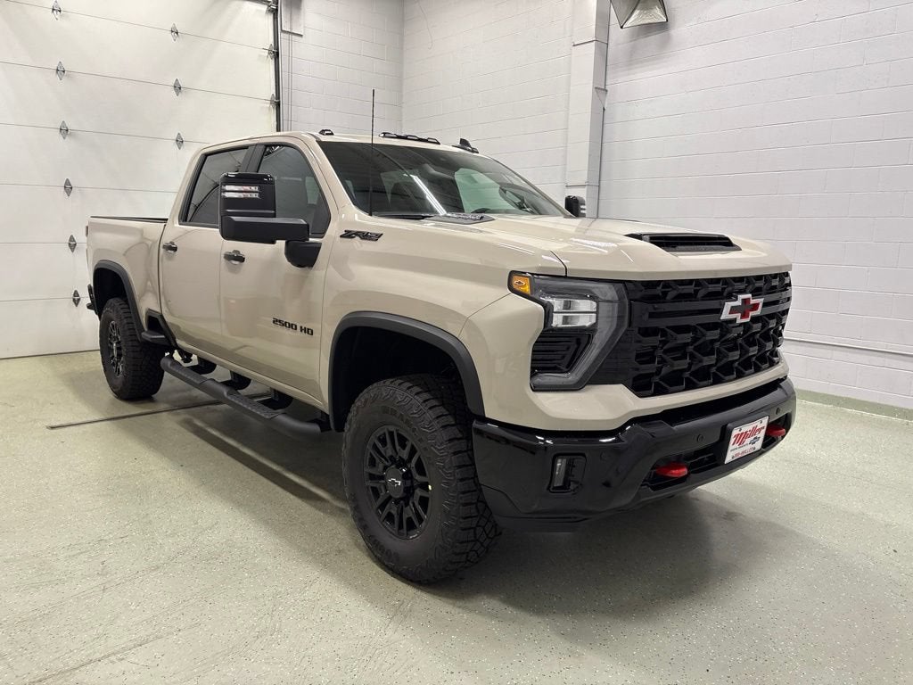 2026 Chevrolet Silverado 2500 HD ZR2 Crew Cab Standard Box 4WD