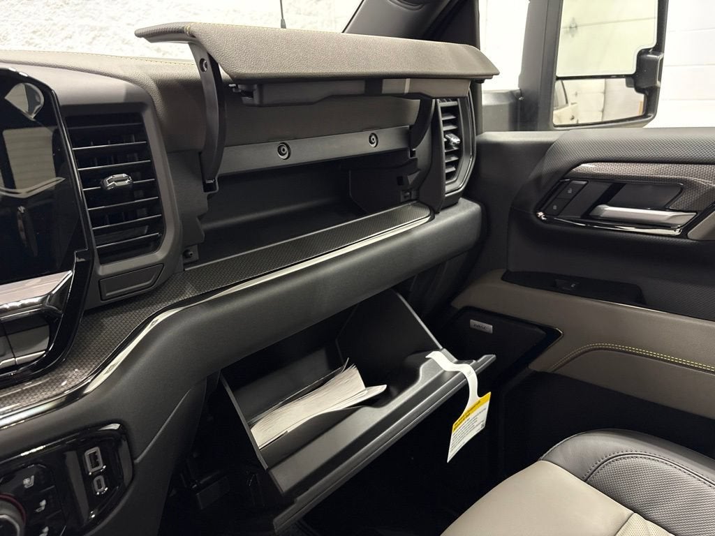 2026 Chevrolet Silverado 2500 HD ZR2 Crew Cab Standard Box 4WD