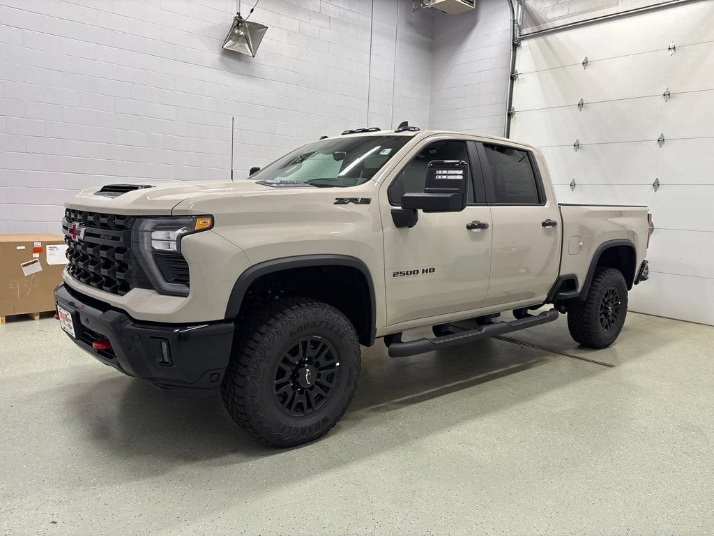 2026 Chevrolet Silverado 2500 HD ZR2 Crew Cab Standard Box 4WD
