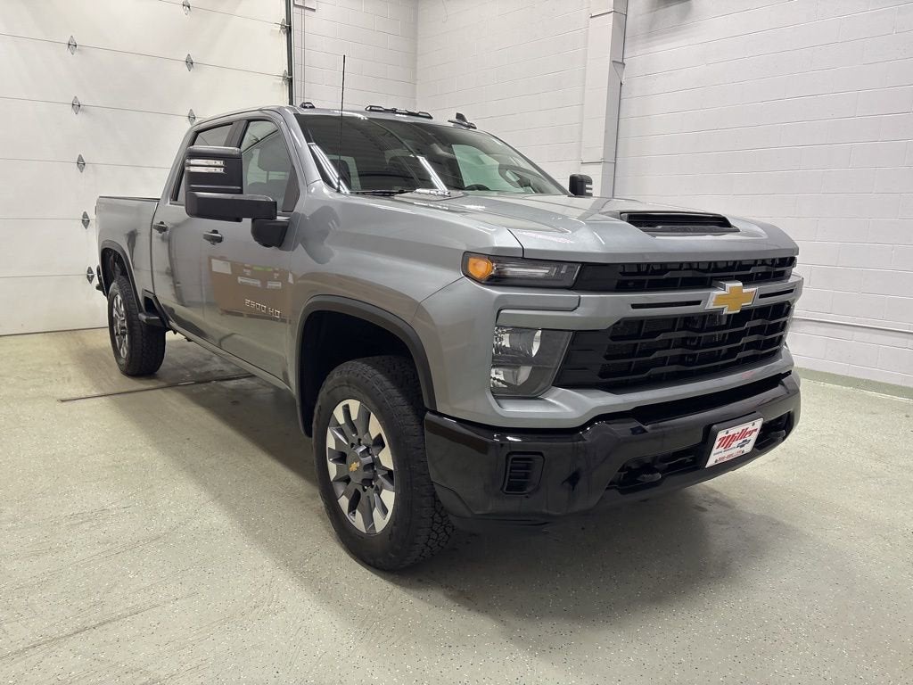 2024 Chevrolet Silverado 2500 HD Custom