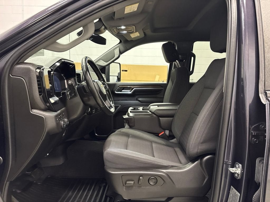 2024 Chevrolet Silverado 3500 HD LT