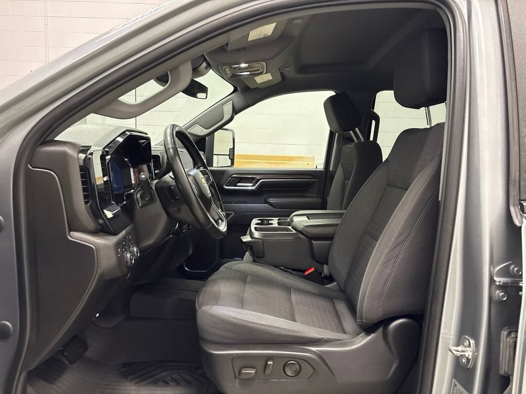 2024 Chevrolet Silverado 3500 HD LT