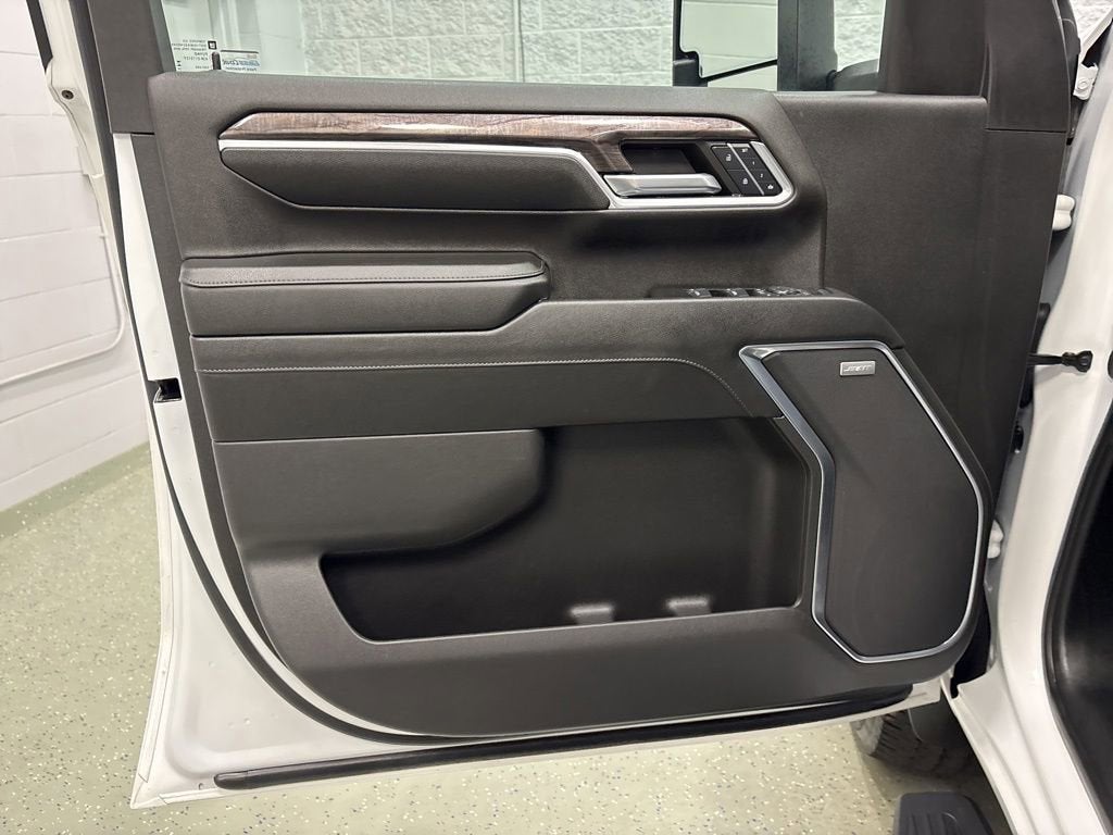 2024 Chevrolet Silverado 3500 HD LTZ