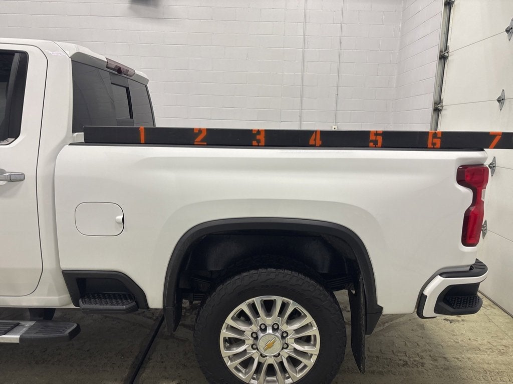 2022 Chevrolet Silverado 3500 HD High Country