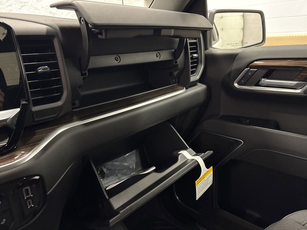 2026 Chevrolet Silverado 1500 LT Crew Cab Short Box 4WD