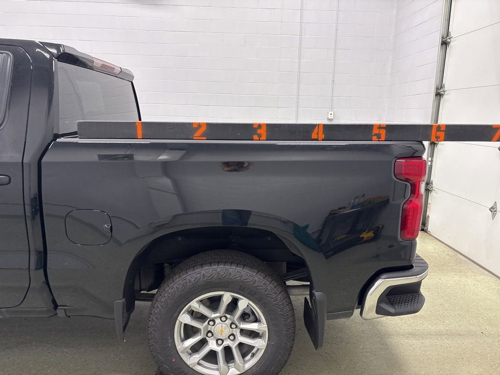 2026 Chevrolet Silverado 1500 LT Crew Cab Short Box 4WD