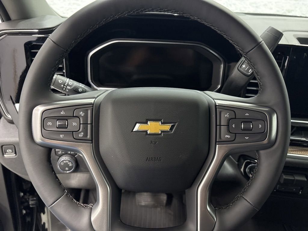 2026 Chevrolet Silverado 1500 LT Crew Cab Short Box 4WD