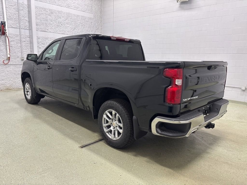 2026 Chevrolet Silverado 1500 LT Crew Cab Short Box 4WD