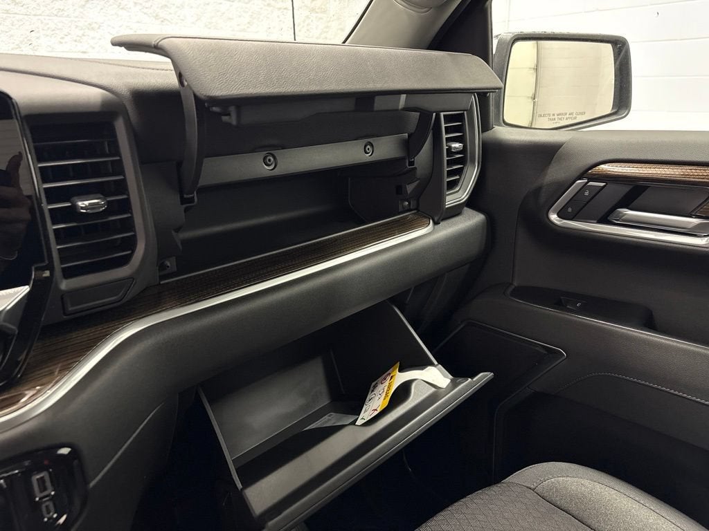 2026 Chevrolet Silverado 1500 LT Crew Cab Short Box 4WD