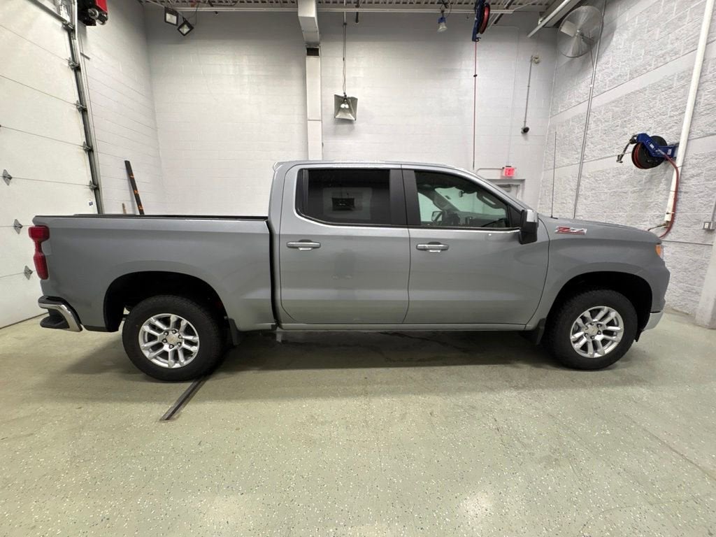 2026 Chevrolet Silverado 1500 LT Crew Cab Short Box 4WD
