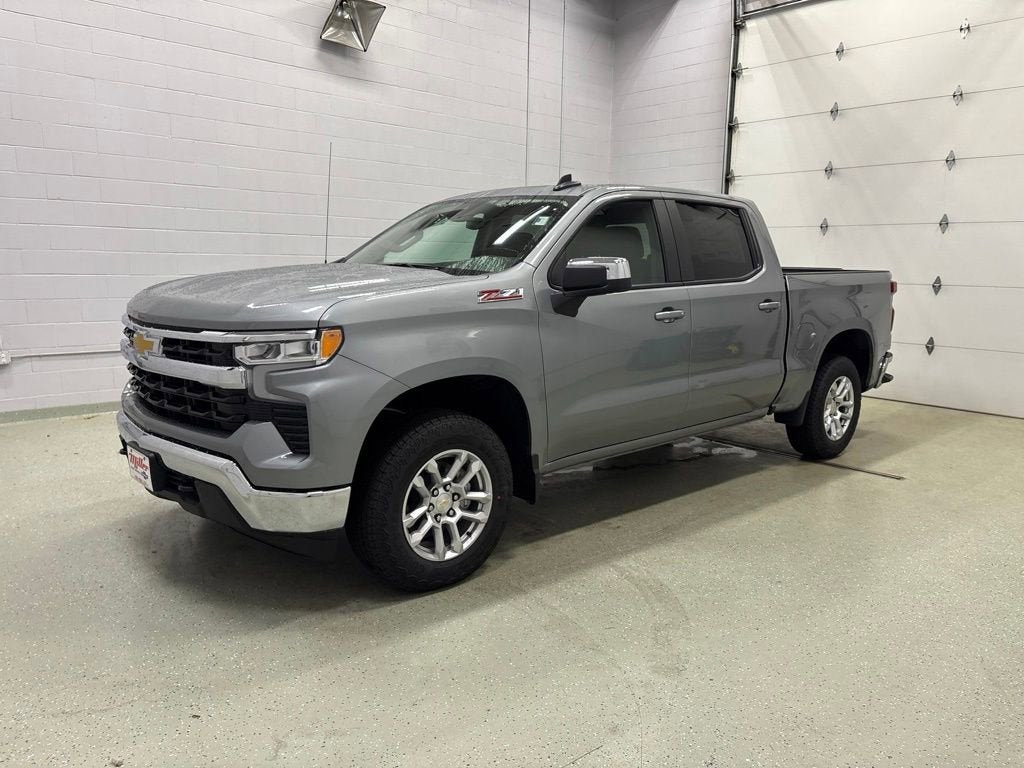 2026 Chevrolet Silverado 1500 LT Crew Cab Short Box 4WD