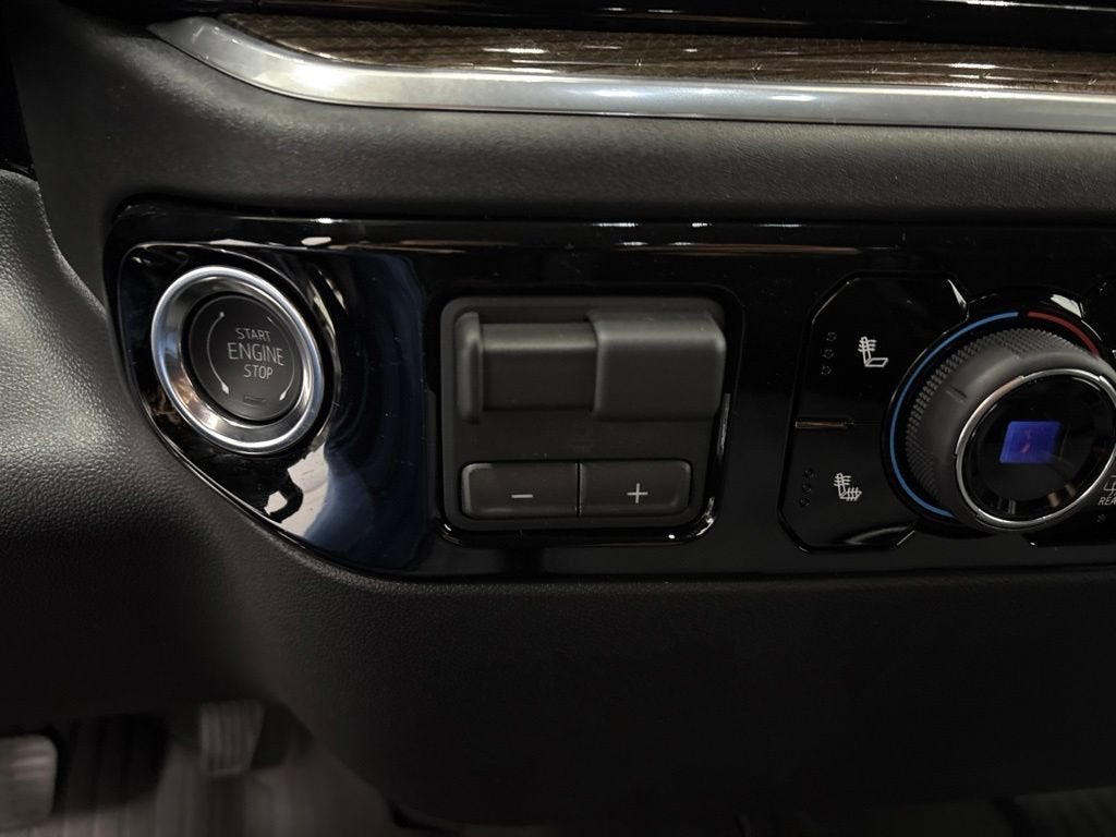 2026 Chevrolet Silverado 1500 LT Crew Cab Short Box 4WD