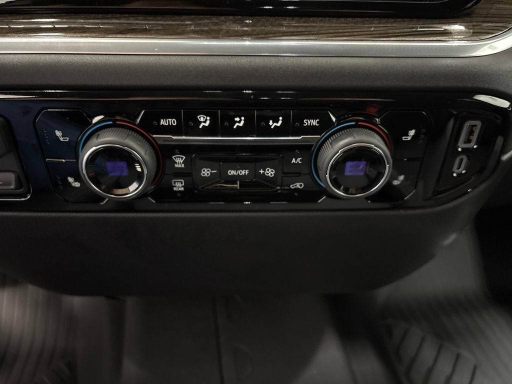 2026 Chevrolet Silverado 1500 LT Crew Cab Short Box 4WD