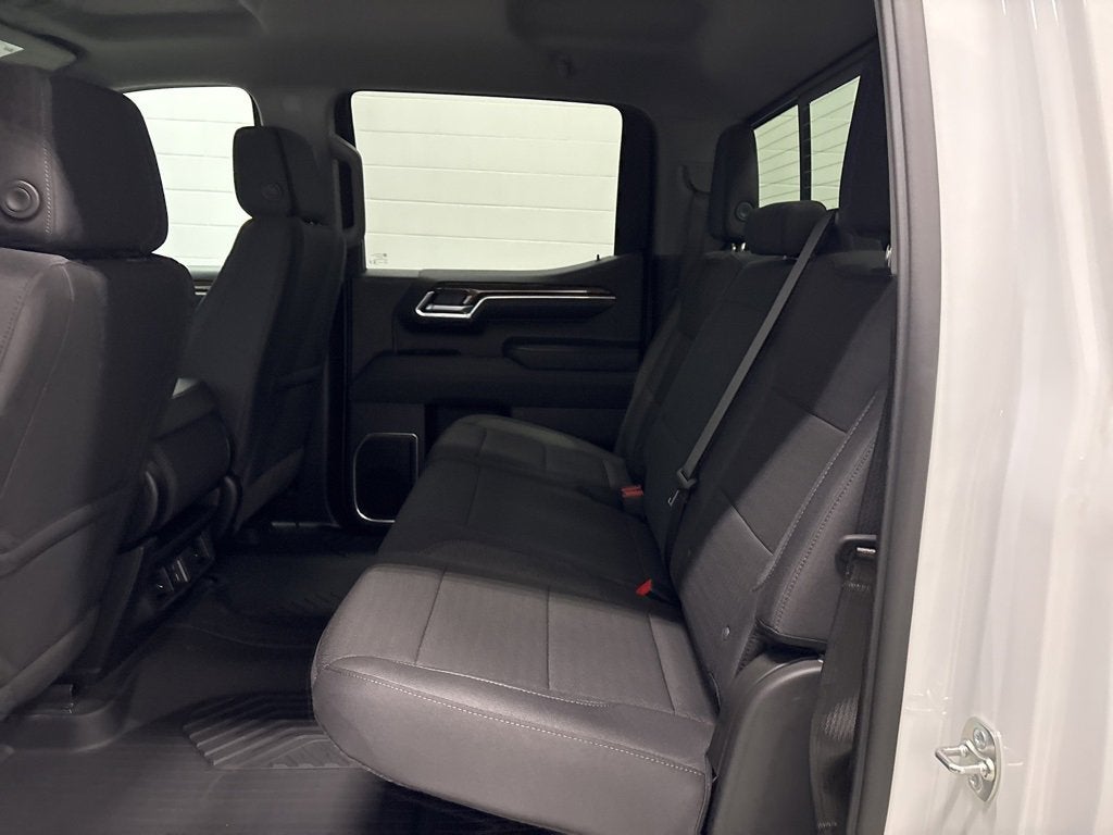 2026 Chevrolet Silverado 1500 LT Crew Cab Short Box 4WD