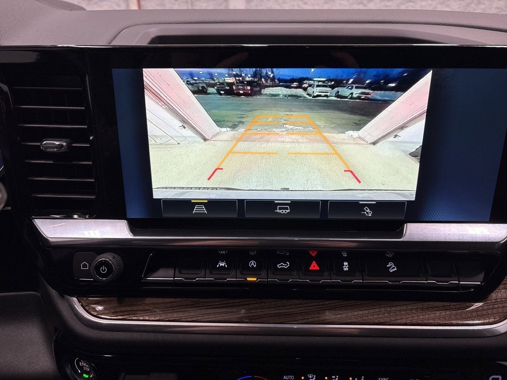 2026 Chevrolet Silverado 1500 LT Crew Cab Short Box 4WD