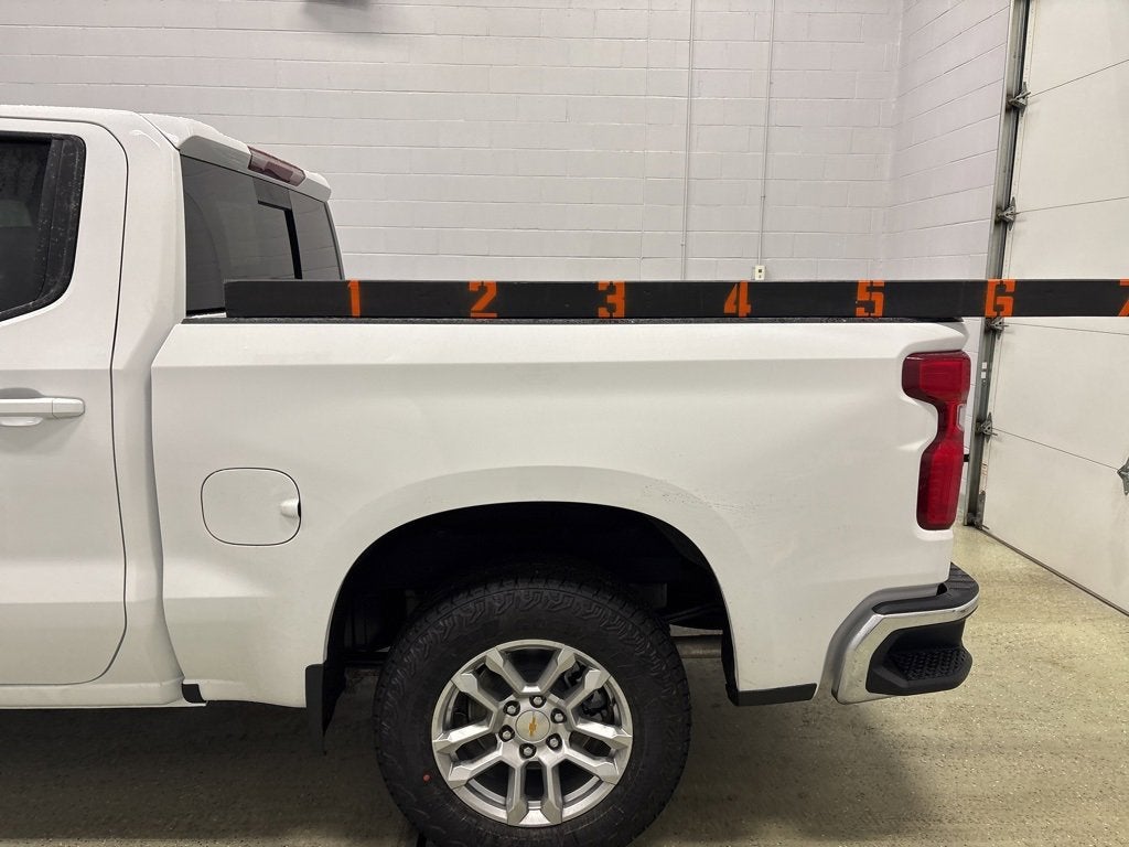 2026 Chevrolet Silverado 1500 LT Crew Cab Short Box 4WD