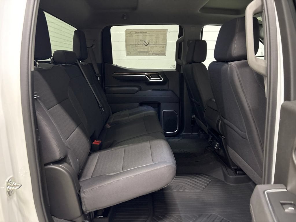 2026 Chevrolet Silverado 1500 LT Crew Cab Short Box 4WD
