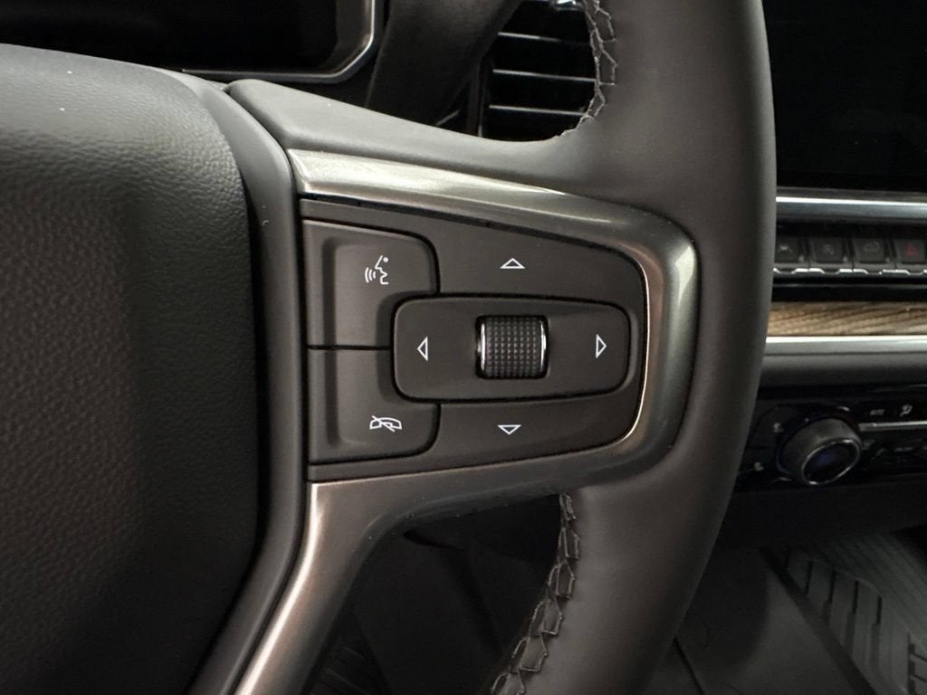 2026 Chevrolet Silverado 1500 LT Crew Cab Short Box 4WD