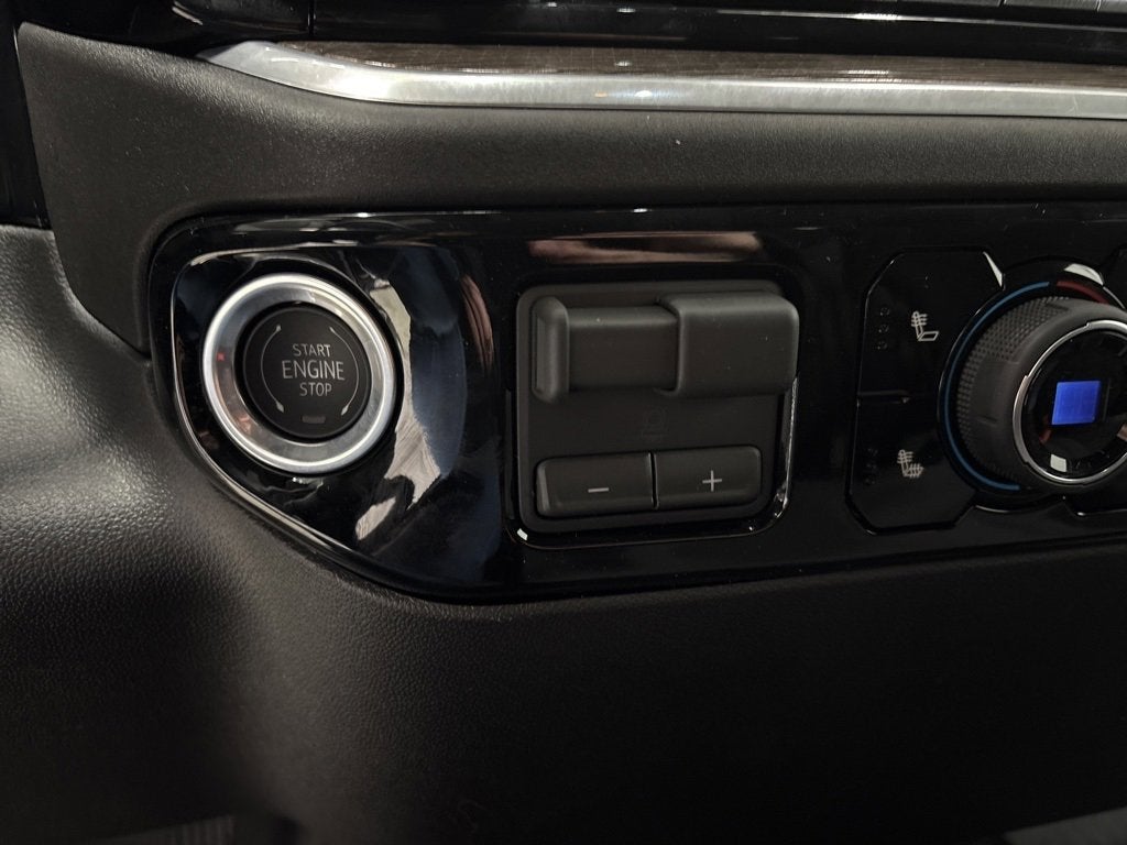 2026 Chevrolet Silverado 1500 LT Crew Cab Short Box 4WD