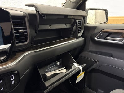 2026 Chevrolet Silverado 1500 LT Crew Cab Short Box 4WD