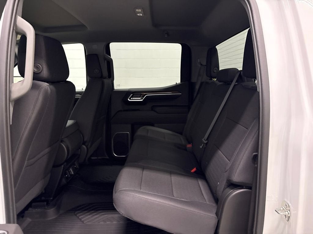 2026 Chevrolet Silverado 1500 LT Crew Cab Short Box 4WD