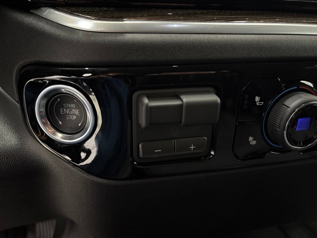 2026 Chevrolet Silverado 1500 LT Crew Cab Short Box 4WD