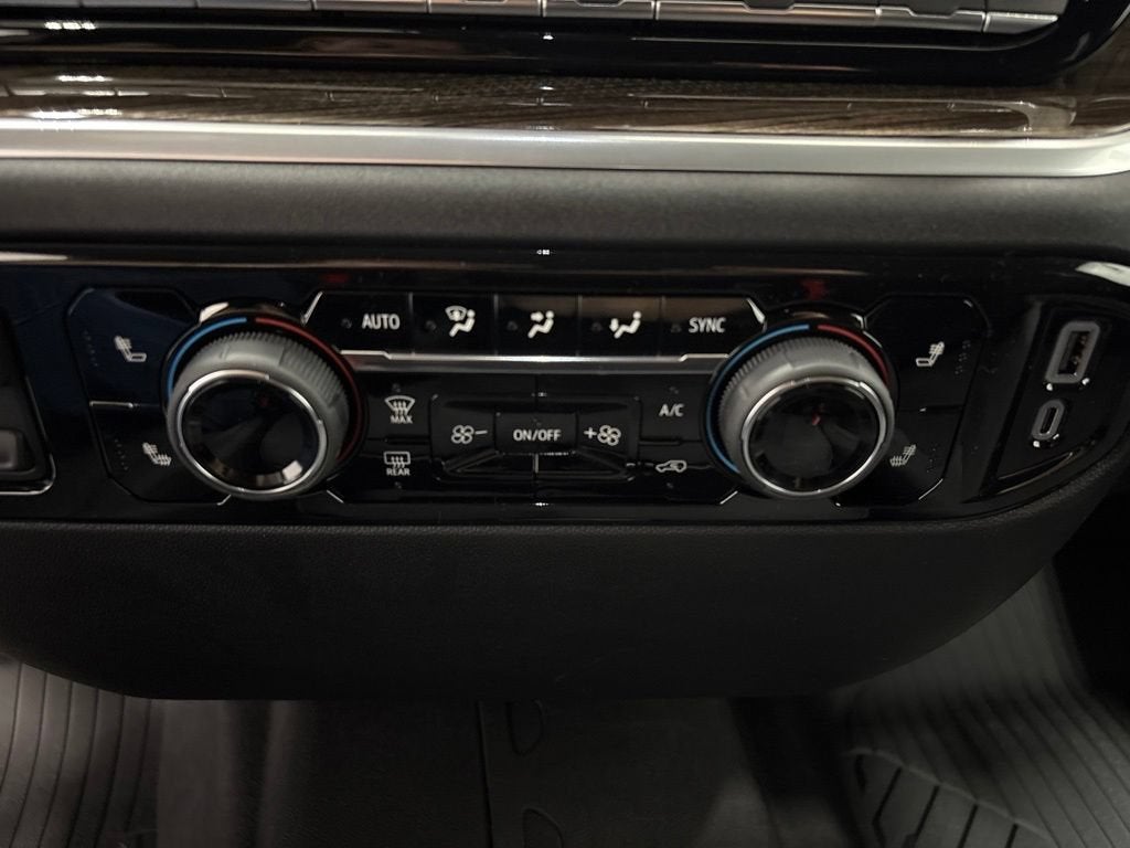2026 Chevrolet Silverado 1500 LT Crew Cab Short Box 4WD