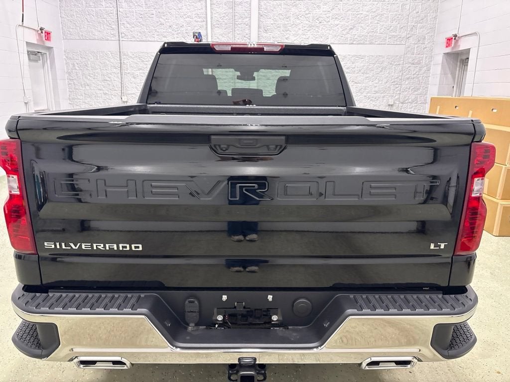 2026 Chevrolet Silverado 1500 LT Crew Cab Short Box 4WD