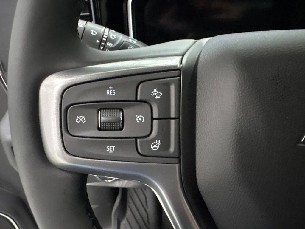 2026 Chevrolet Silverado 1500 LT Crew Cab Short Box 4WD