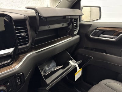2026 Chevrolet Silverado 1500 RST Crew Cab Short Box 4WD