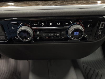 2026 Chevrolet Silverado 1500 RST Crew Cab Short Box 4WD