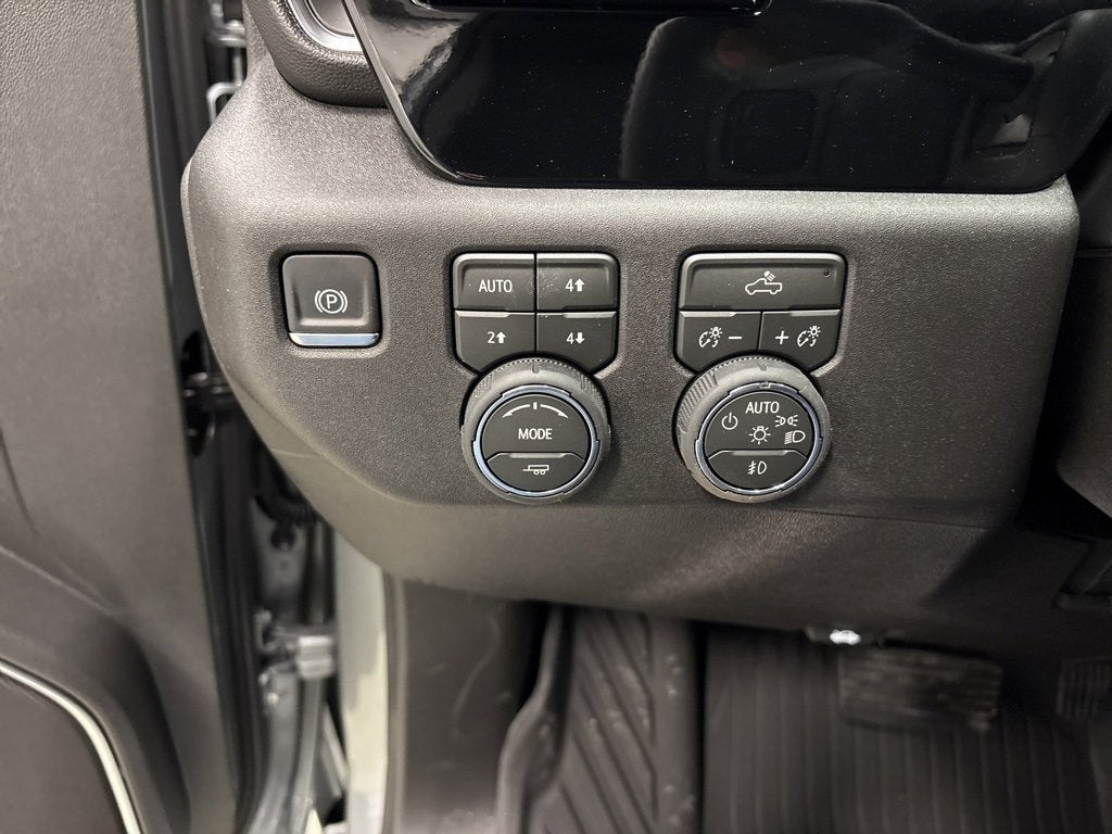 2026 Chevrolet Silverado 1500 RST Crew Cab Short Box 4WD