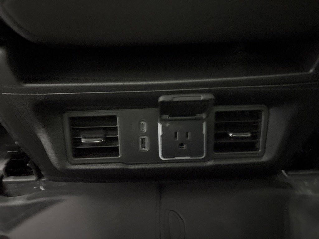 2026 Chevrolet Silverado 1500 RST Crew Cab Short Box 4WD