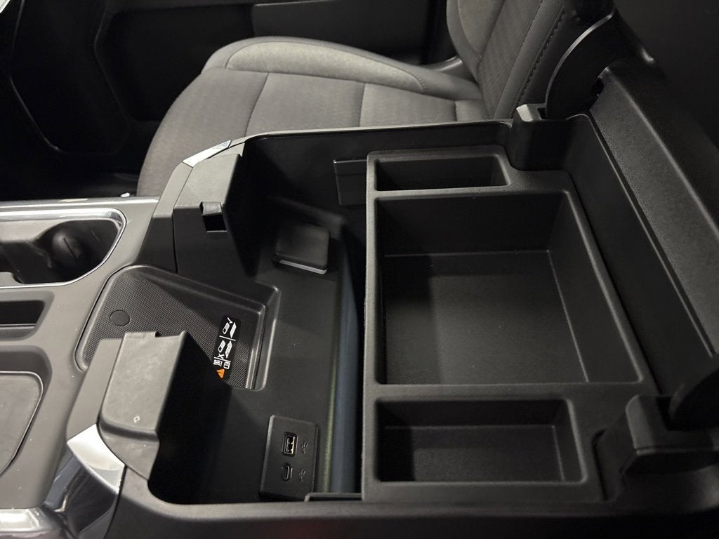 2026 Chevrolet Silverado 1500 RST Crew Cab Short Box 4WD