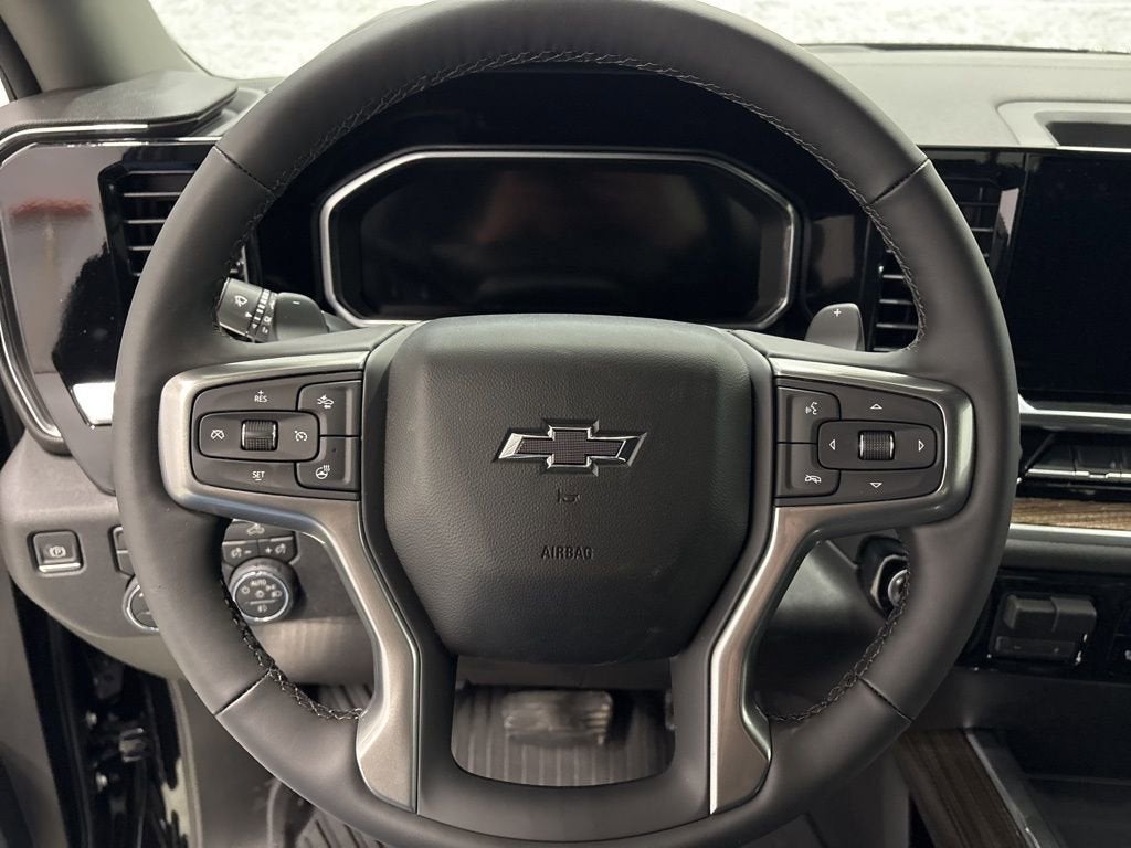 2026 Chevrolet Silverado 1500 RST Crew Cab Short Box 4WD