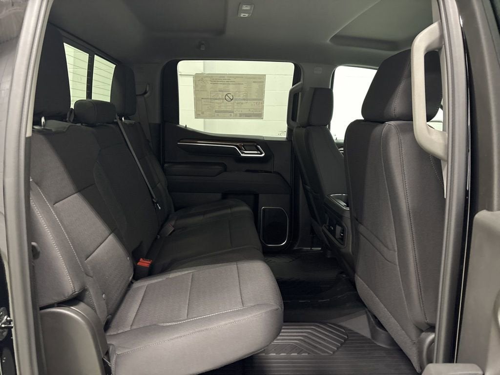 2026 Chevrolet Silverado 1500 RST Crew Cab Short Box 4WD