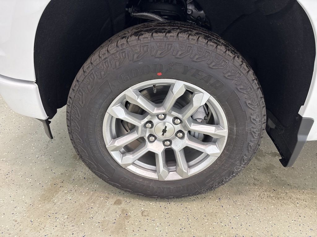 2026 Chevrolet Silverado 1500 RST Crew Cab Short Box 4WD