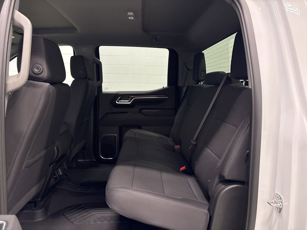 2026 Chevrolet Silverado 1500 RST Crew Cab Short Box 4WD