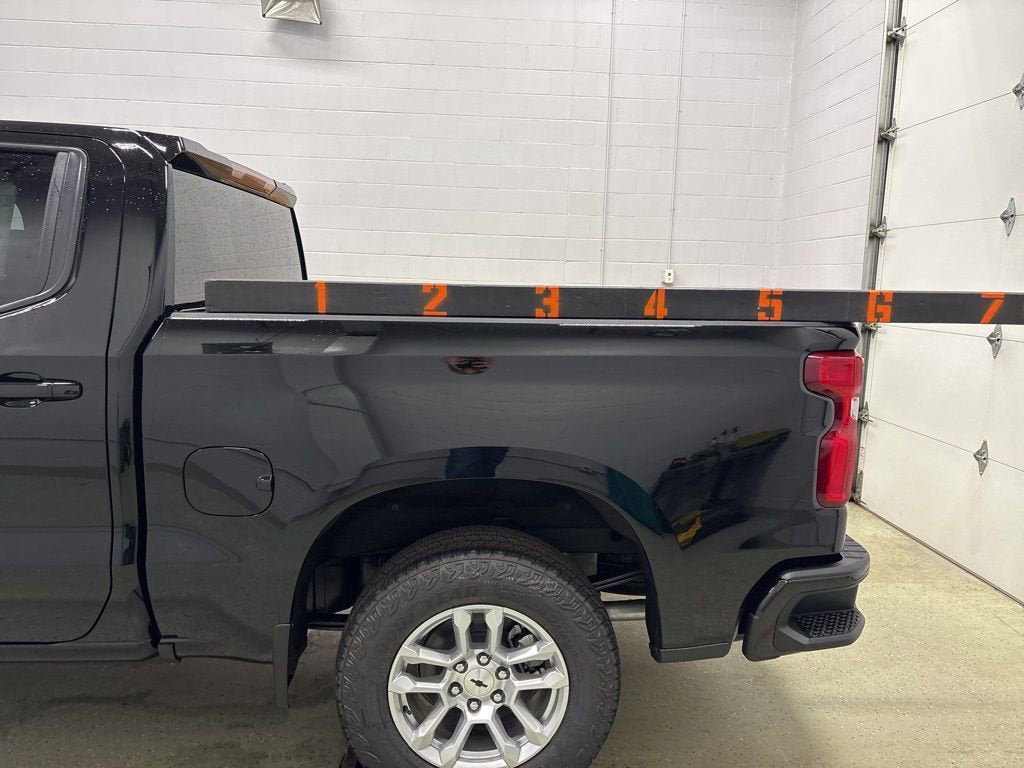 2026 Chevrolet Silverado 1500 RST Crew Cab Short Box 4WD