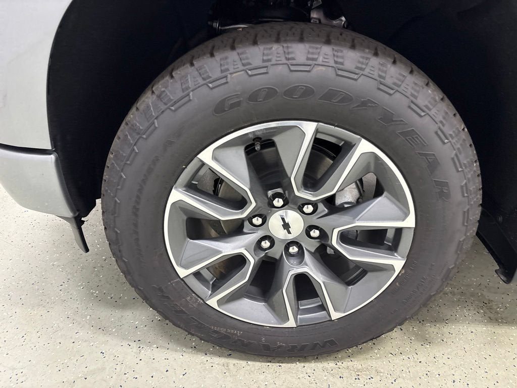 2026 Chevrolet Silverado 1500 RST Crew Cab Short Box 4WD